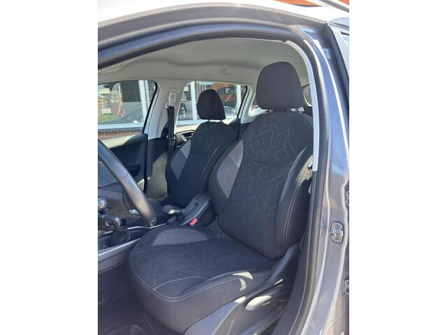Peugeot 2008 1.2 PureTech Active |Dealer Onderhouden|Navigatie|