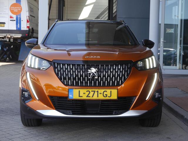 Peugeot 2008 1.2 PureTech GT | 130PK | Afneembare trekhaak | Zwart dak | Getint glas | 18inch velgen | Full-LED | Dealer onderhouden | Navigatie | Keyless entry en start