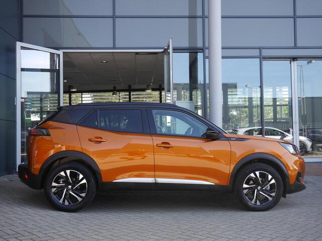 Peugeot 2008 1.2 PureTech GT | 130PK | Afneembare trekhaak | Zwart dak | Getint glas | 18inch velgen | Full-LED | Dealer onderhouden | Navigatie | Keyless entry en start