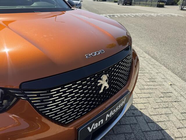 Peugeot 2008 PureTech 100 Allure Pack l Trekhaak l Navigatie
