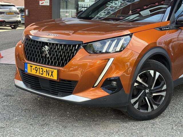 Peugeot 2008 1.2 PureTech GT-Line // D.RIEM VERVANGEN!! // NAVI // CRUISE // CAMERA // STOELVERWARMING // APPLE CARPLAY - ANDROID AUTO //