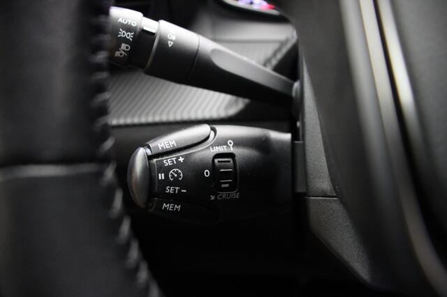 Peugeot 2008 1.2 PureTech Active - Carplay, Navi, Cruise, Trekhaak