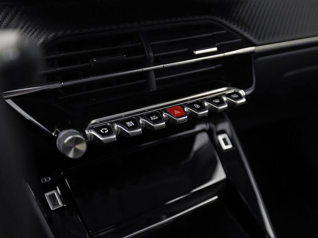 Peugeot 2008 1.2 PureTech Allure Pack 131Pk (VIRTUAL COCKPIT, APPLE CARPLAY, GROOT NAVI, LEDER, 360 CAMERA, SPORTSTOELEN, GETINT GLAS, KEYLESS, TREKHAAK, NIEUWSTAAT)