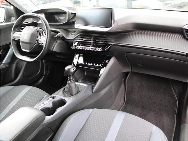 Peugeot 2008 1.2 PureTech Allure | Navi / Camera / Climate