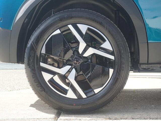 Peugeot 2008 1.2 Hybrid 145 GT