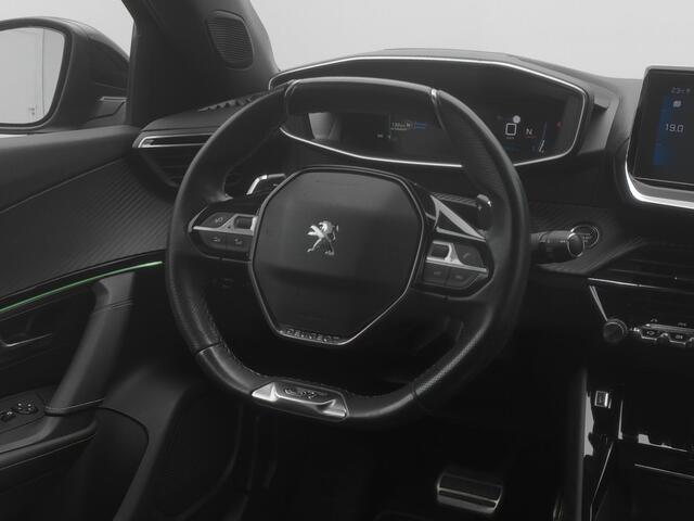 Peugeot 2008 1.2 PureTech 130 PK Automaat GT-Line | CAMERA | CARPLAY