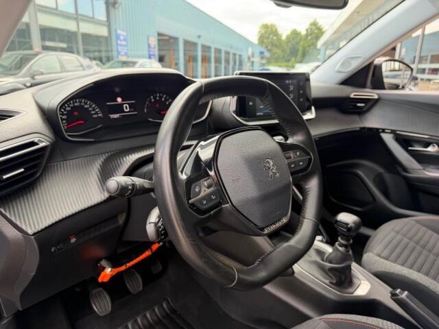 Peugeot 2008 1.2 PT BLUE LEASE ACTIVE NAVI AIRCO/ECC PDC