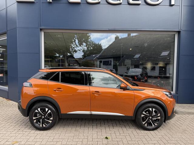 Peugeot 2008 1.2 Turbo 100PK Allure Pack | Navigatie | 3D Virtual Cockpit | LED Verlichting | Half Lederen Bekleding | Keyless Start | Climate Control | Cruise Control | 17 Inch Lichtmetalen Velgen |