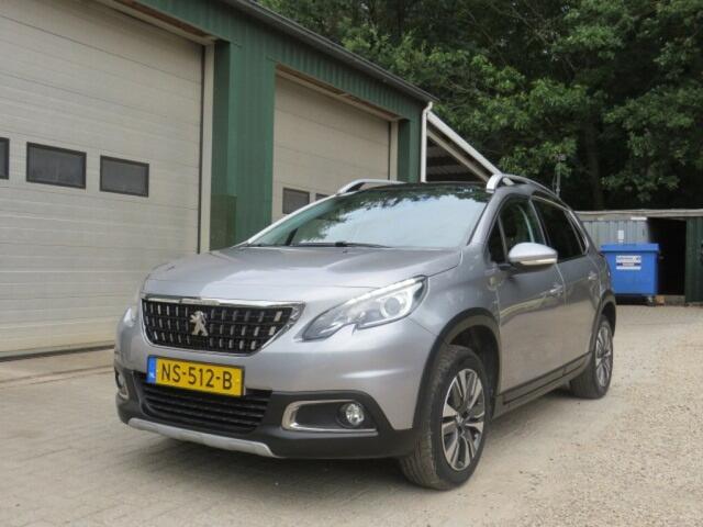 Peugeot 2008 1.2 PURETECH ALLURE