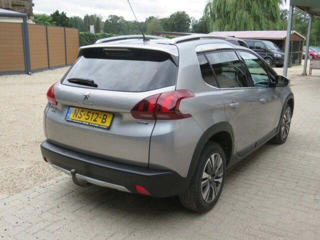 Peugeot 2008 1.2 PURETECH ALLURE