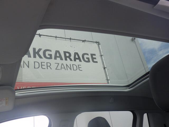 Peugeot 2008 1.2 AUT Crossway Kompas, Panodak, Camera, Trekhk, Cruise, Compleet!
