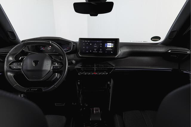Peugeot 2008 1.2 PureTech 130 GT 131 PK | Dig. Cockpit | Adapt. Cruise | PDC | Camera | NAV + App. Connect | ECC | LM 17" |