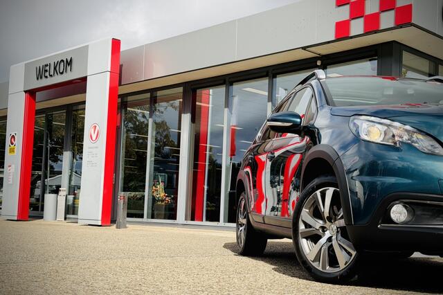 Peugeot 2008 1.2 PureT. Blue Lease Allure | CARPLAY + ANDROID | CAMERA