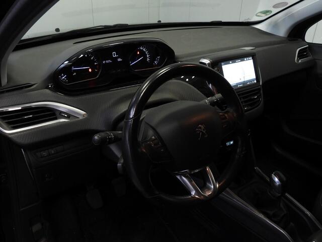 Peugeot 2008 1.2 PureTech Blue Lion NAVI/CLIMA/CRUISE/TREKH./16"LMV!
