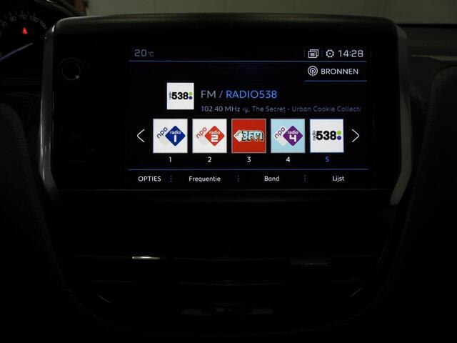 Peugeot 2008 1.2 PureTech Blue Lion NAVI/CLIMA/CRUISE/TREKH./16"LMV!