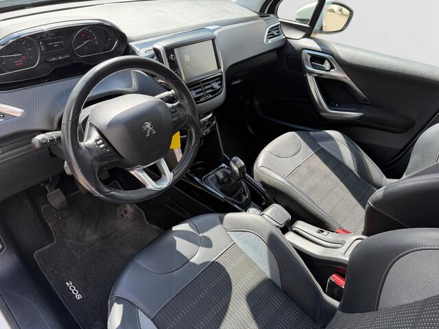 Peugeot 2008 1.2 PureTech Allure Executive- Panoramadak, Leder Interieur, Navigatie, Dynamic Select, Camera