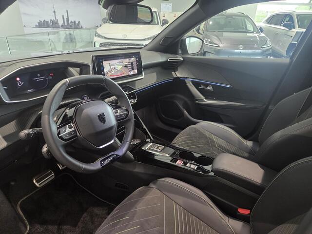 Peugeot 2008 1.2 Hybrid 136 GT | Schuif-kanteldak | Alcantara bekleding | Massagestoelen | Direct Leverbaar |