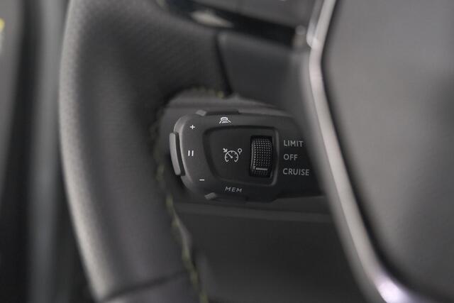 Peugeot 2008 1.2 Hybrid 136 GT | 360 Camera | Adaptieve Cruise Control | Navigatie | Dodehoekdetectie