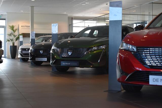 Peugeot 2008 1.2 PureTech GT 130 PK l Automaat