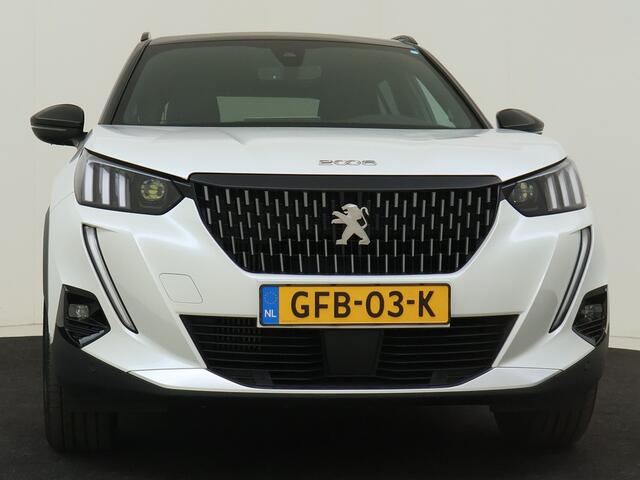 Peugeot 2008 1.2 PureTech GT 130 PK Automaat | Two Tone | Panoramisch Schuifdak | Navigatie | Camera | Cruise Control | FP