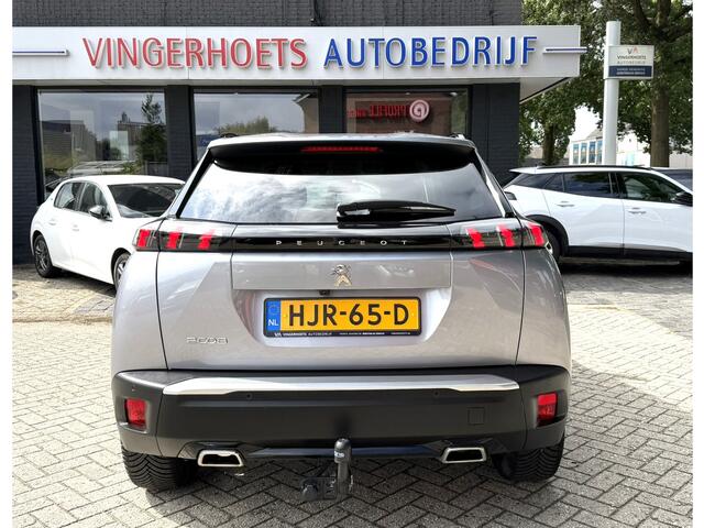 Peugeot 2008 Benzine 130 Pk * Hele Complete * * Trekhaak * Navigatie * Vierseizoenenbanden * Achteruitrij Camera * 1/2 Lederen Interieur * Keyless Start Button * Climate & Cruise Control * Vingerhoets; Vierde Generatie Eersteklas Service. Al meer dan 100 jaar een begrip in de Brabantse Kempen