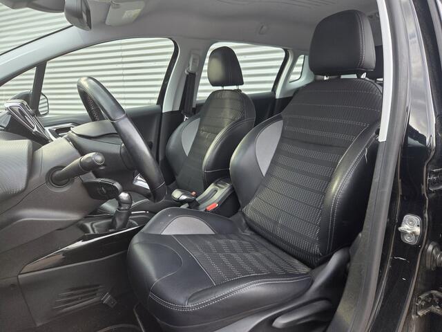 Peugeot 2008 1.2 PureTech Allure | Nieuw binnen | Airco | Trekhaak | Cruise |