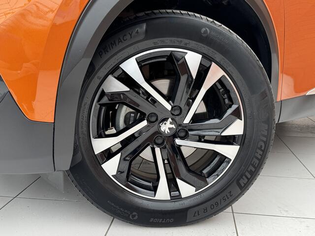 Peugeot 2008 PureTech 130 GT-Line | Trekhaak afneembaar | Schuifdak | Adaptive Cruise Control | Keyless | Carplay/Android Auto | Climate Control |