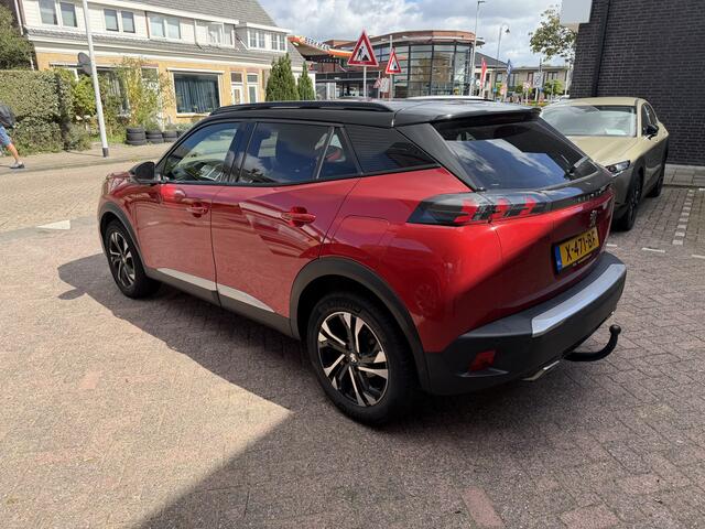 Peugeot 2008 1.2 PureTech GT-Line Automaat Trekhaak/Navi/Camera/ECC.