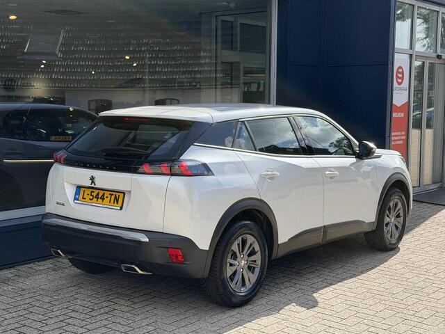 Peugeot 2008 1.2 Turbo 130PK Active Pack Automaat | Navigatie | Apple carplay | Hoge zitpositie | Camera | Parkeersensoren | Climate Control | Cruise Control | Lichtmetalen velgen |