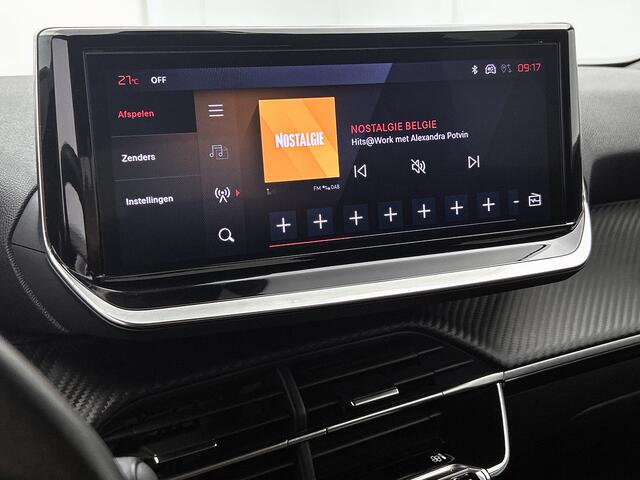 Peugeot 2008 100pk Allure | Rijklaar | Apple Carplay | Parkeersensoren voor en achter |