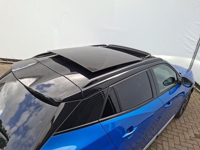 Peugeot 2008 1.2 131PK GT Pack Automaat Pano.dak Trekhaak Camera Navigatie GT-Line