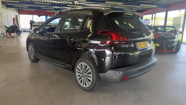 Peugeot 2008 1.2 PureTech Blue Lion Panoramadak | Cruise Control | Dealer onderhouden
