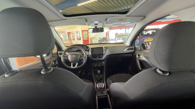 Peugeot 2008 1.2 PureTech Blue Lion Panoramadak | Cruise Control | Dealer onderhouden