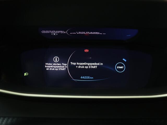 Peugeot 2008 1.2 PureTech Blue Lease Allure