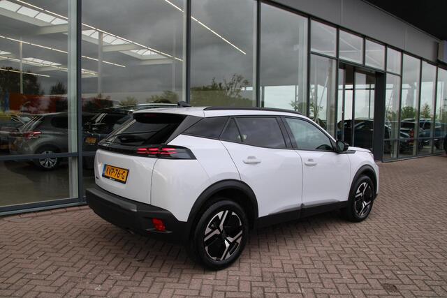 Peugeot 2008 1.2 PureTech 100 Allure Airco Carplay Rondom sensoren Nieuwstaat 15.768km