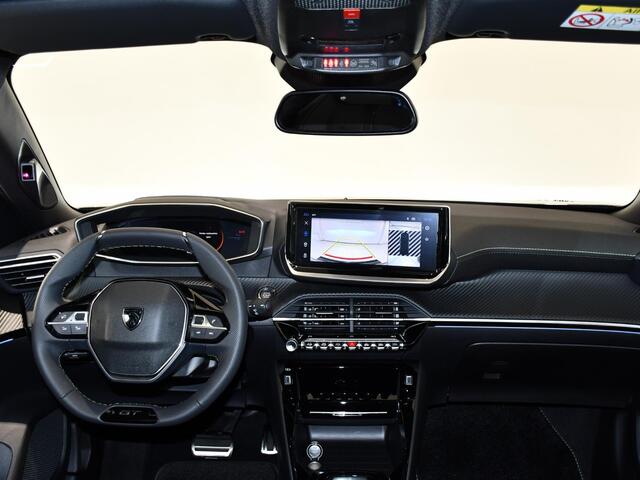 Peugeot 2008 1.2 Hybrid 145 GT .