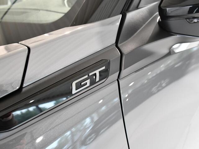 Peugeot 2008 1.2 Hybrid 145 GT .