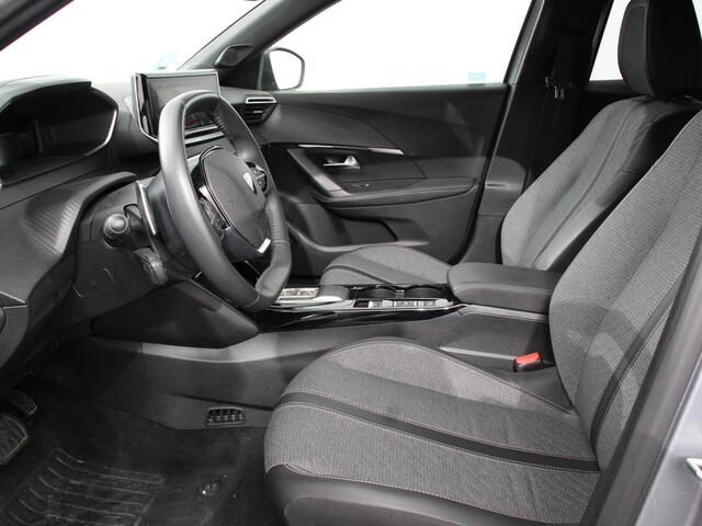 Peugeot 2008 1.2 Allure 136pk Hybrid Automaat Camera 360 Climate control Cruise control Adaptive Stoelverwarming Parkeersensoren Navigatie Apple Carplay/ Android Auto Lichtmetalen velgen Led
