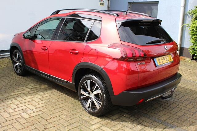 Peugeot 2008 1.2 PureTech GT-line | Incl. 12 maanden Garantie | Panorama dak | Trekhaak | Achteruitrijcamera | Cruise controle | Parkeersensoren | Apple CarPlay/Android Auto | Navigatie | Climate controle | DAB Radio | Origineel NL Auto | NAP |