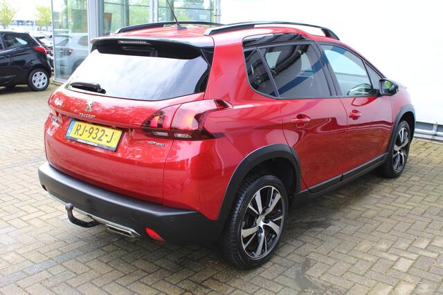 Peugeot 2008 1.2 PureTech GT-line | Incl. 12 maanden Garantie | Panorama dak | Trekhaak | Achteruitrijcamera | Cruise controle | Parkeersensoren | Apple CarPlay/Android Auto | Navigatie | Climate controle | DAB Radio | Origineel NL Auto | NAP |