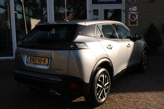Peugeot 2008 1.2 Hyb 136 Style