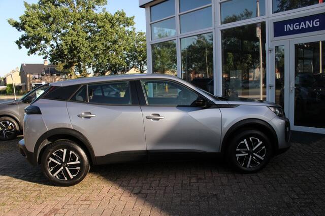 Peugeot 2008 1.2 Hyb 136 Style