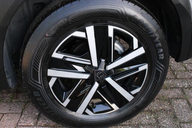 Peugeot 2008 1.2 Hyb 136 Style