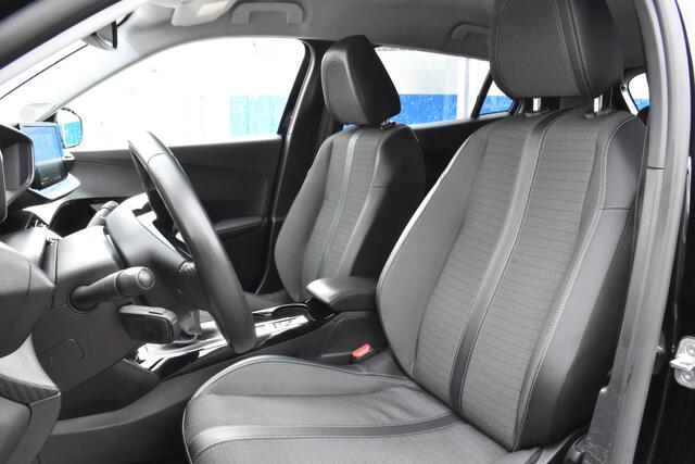 Peugeot 2008 PureTech 110 Allure Carplay | Keyless | Trekhaak | Camera achter |