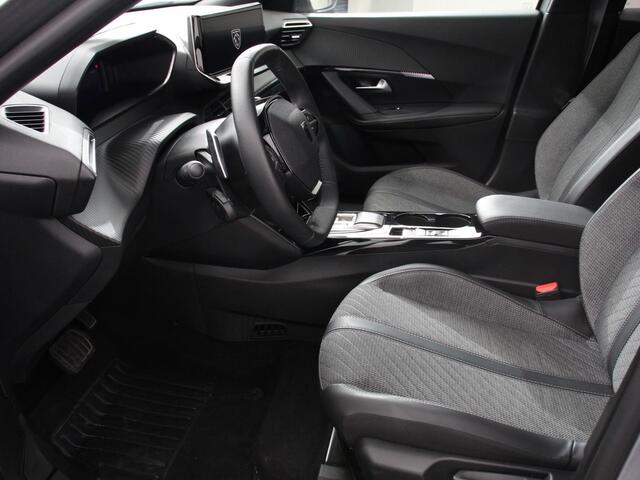 Peugeot 2008 1.2 Hybrid 145pk Automaat Allure Navigatie Apple Carplay/Android Auto Climate Control Dab Led Parkeer sensoren Cruise Control Stoelverwarming