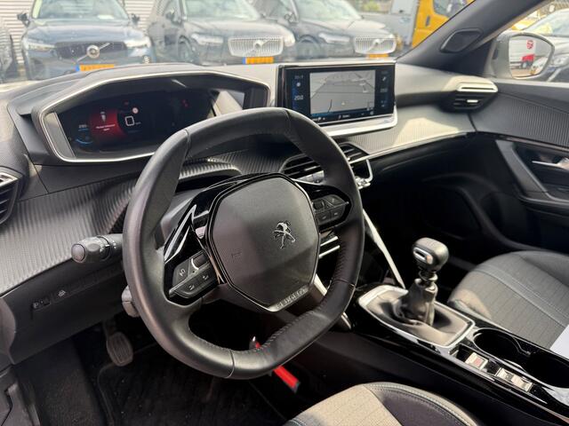 Peugeot 2008 1.2 PureTech 100PK Allure Pack | Adaptieve Cruise | Origin NL | Dealer Onderhouden | Camera