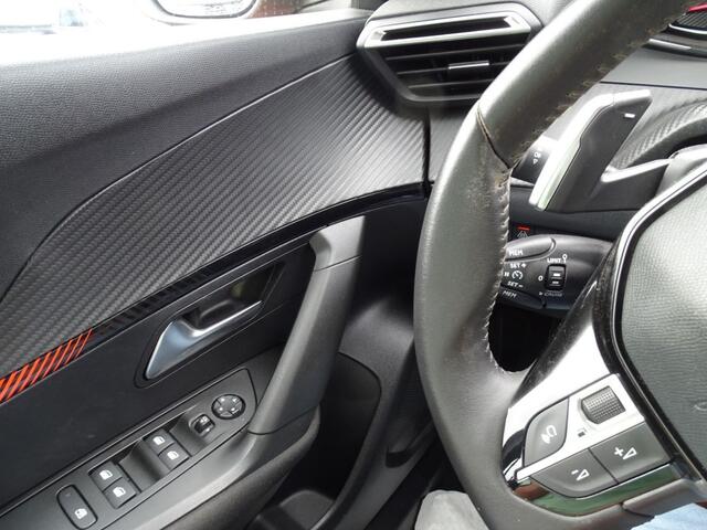 Peugeot 2008 1.2 Active Pack 131Pk-navigatie-Media app-Led-Cruise-Pdc-Usb-Blth