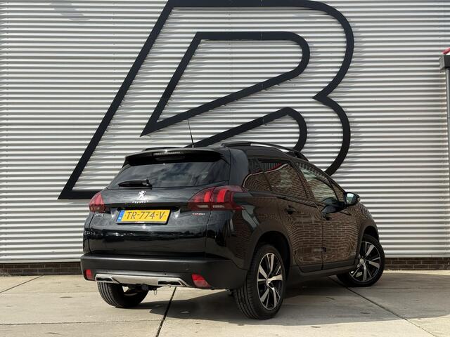 Peugeot 2008 1.2 PureTech GT-line Navi|Pano|Trekhaak|Camera|Carplay|Cruise|Clima|PDC|Stoelverwarming|Nieuwe APK bij aflevering