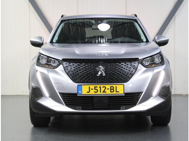 Peugeot 2008 1.2 130PK Allure | 1ste eigenaar | AppleCarPlay/AndroidAuto | Climate Control | Adaptive Cruise Control | Camera | Keyless | FULL LED | Navigatie | LMV | Parkeersensoren | Privacy Glass | Isofix | Trekhaak |
