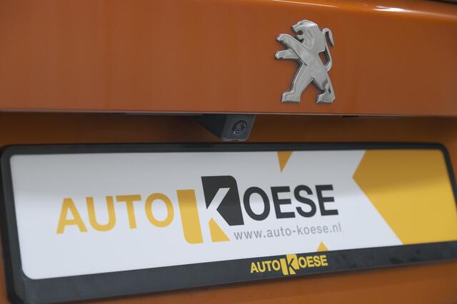 Peugeot 2008 PureTech 130 Allure Pack | Trekhaak | Adaptieve Cruise Control | Camera | Stoelverwarming